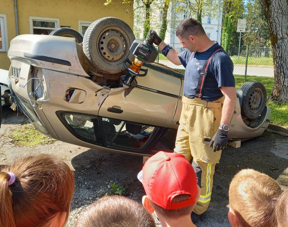 posjet vatrogascima4 obrađeno